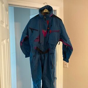 Helly Hansen ski/snowmobile suit, size L